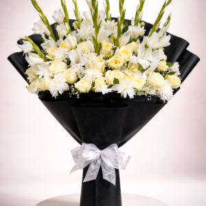 Extra Larga Gladious White  Roses & Baby breath